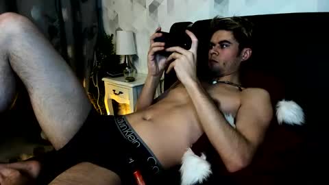 Snapshot of jason_marz chatting on January 21, 5:39 am JasoN online show from January 21, 5:39 am