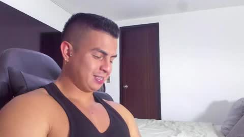 JBrooksXx online show from February 7, 9:15 pm