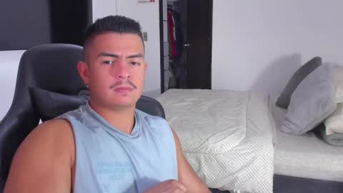 JBrooksXx online show from January 21, 7:39 pm