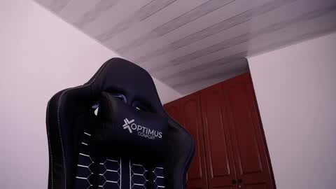 JKing  online show from April 14, 4:06 pm