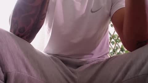 JKing  online show from March 4, 5:24 pm