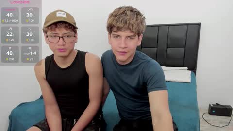 javieryalejandro online show from November 9, 2:43 pm