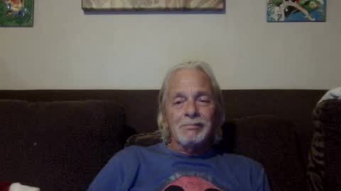 jay-jay1475 online show from May 26, 2:51 am