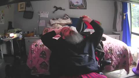 Grand Zaddy or Jay its casual online show from December 3, 5:52 pm