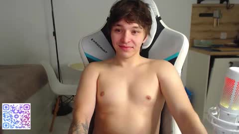 Jayce online show from December 5, 3:46 am