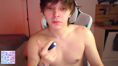 Jayce online show from November 13, 5:50 pm