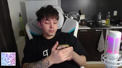 Jayce online show from February 27, 2:39 pm