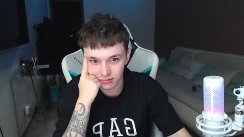 Jayce online show from December 14, 2:45 am