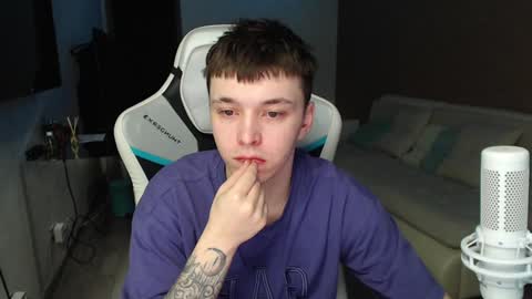 Jayce online show from December 12, 2:15 am