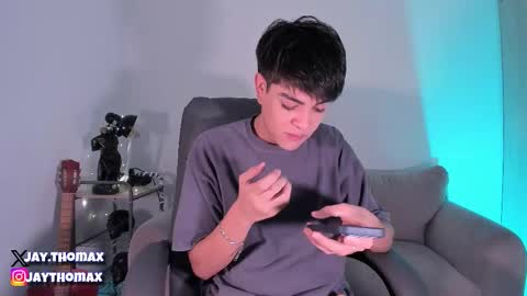 jaythomax online show from February 9, 3:23 pm