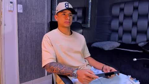 jaze_bradley online show from September 22, 11:10 am