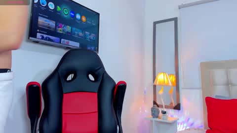 jhon online show from February 19, 4:01 am