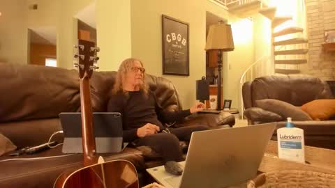 JDinEuless online show from November 9, 4:33 pm