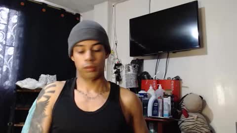 jeampier_sexy online show from April 15, 4:40 pm