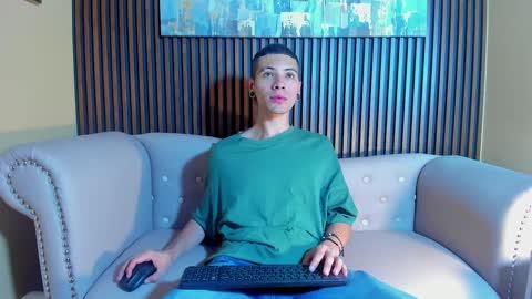 Jeff  online show from December 21, 12:20 am