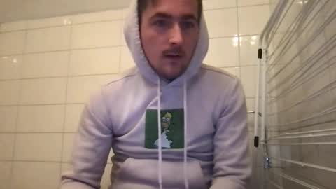 jeffrey195567 online show from October 12, 6:35 pm