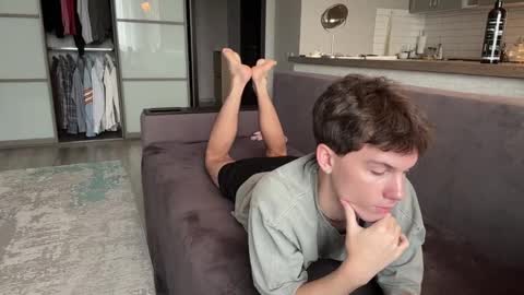 jeremy1scott online show from November 11, 7:24 am