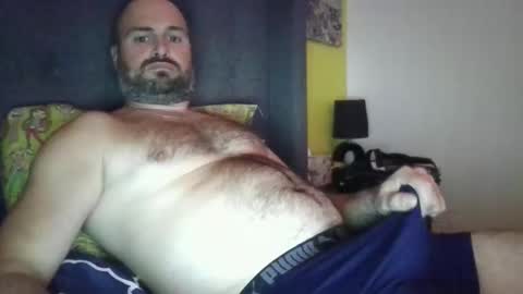 Snapshot of jerere2 chatting on October 21, 2:14 am jerere2 online show from October 21, 2:14 am