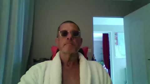 jerflor online show from October 19, 1:58 pm