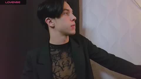 Jerrybomb online show from February 3, 7:42 pm