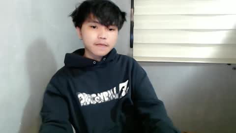 jerwinpenas00 online show from May 20, 6:14 pm