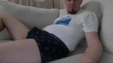 jessep86 online show from April 12, 9:27 pm