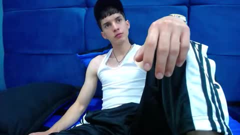 Jheampiero online show from September 29, 2:46 pm