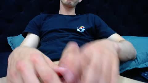 Jheampiero online show from October 28, 2:19 pm