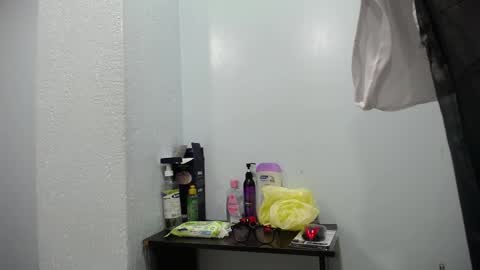 Jheampiero online show from September 15, 1:23 pm