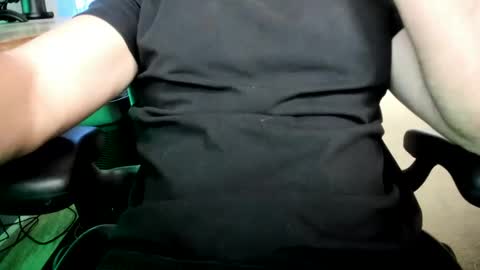 jhernandez13 online show from December 22, 8:03 pm