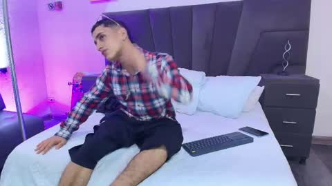 jhoanleandro online show from February 10, 3:57 am