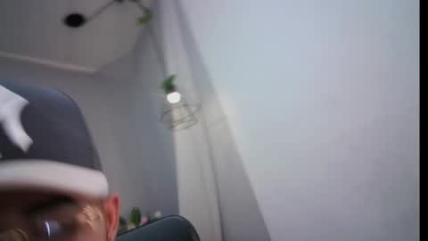 jhon_malo online show from March 12, 3:46 am