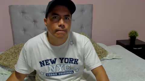 jhonatan_morales_s online show from October 12, 3:33 am