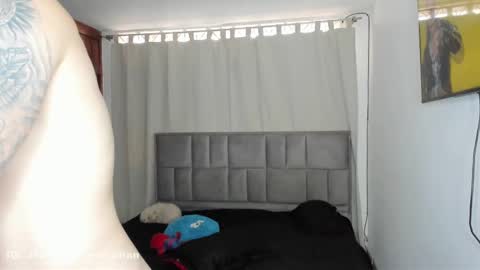 Jhonaiker online show from March 8, 9:18 pm