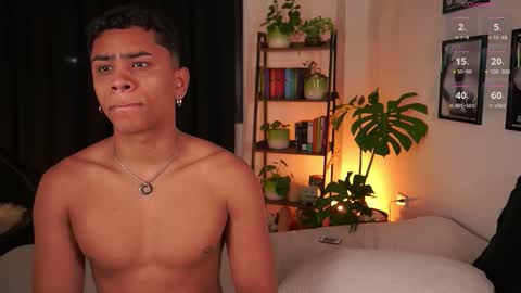 Jhonny  online show from September 25, 2:10 am