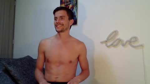   online show from February 26, 9:05 pm