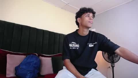 jhos online show from February 11, 1:49 pm