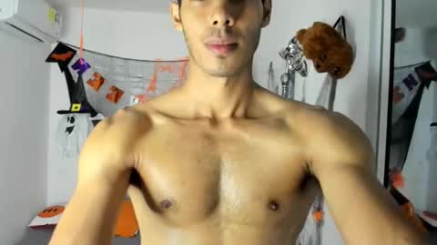 jhosep_hamilton online show from October 19, 7:28 pm
