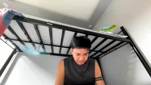 jhuneyalicious25 online show from March 8, 5:55 am