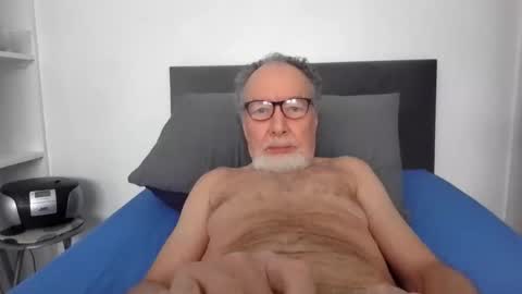 Jimmy Benido online show from February 5, 2:35 pm