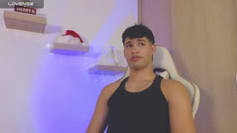 Jimmy Leeh online show from January 3, 11:33 pm