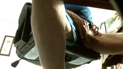 jimwellhung online show from November 12, 4:40 am