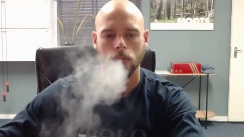 JamesJan van Rebel online show from December 7, 5:37 am