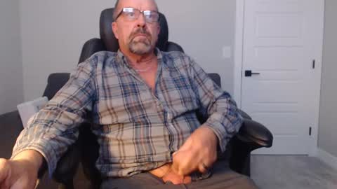 Jamie online show from February 9, 11:15 pm