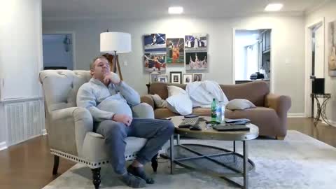 The best time guy online show from February 22, 5:47 pm