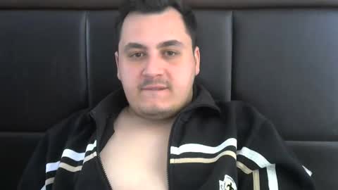 jnsnw online show from February 28, 9:47 am