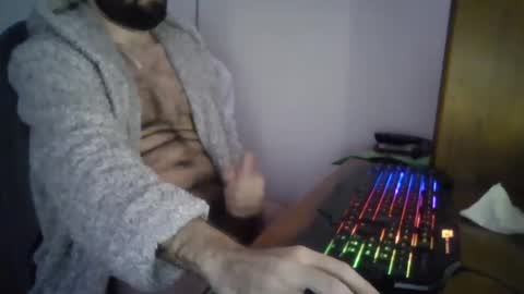 joaodias_18 online show from January 30, 11:13 pm