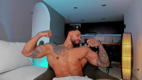 joe_esthetic online show from February 8, 10:08 pm