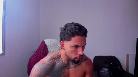 joe_esthetic online show from October 14, 12:45 pm