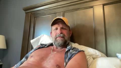 joestros online show from June 10, 8:31 pm
